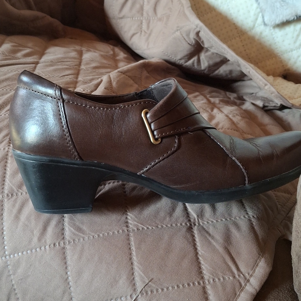 Clarks Brown Leather Heeled Shoes - Picture 1 of 3